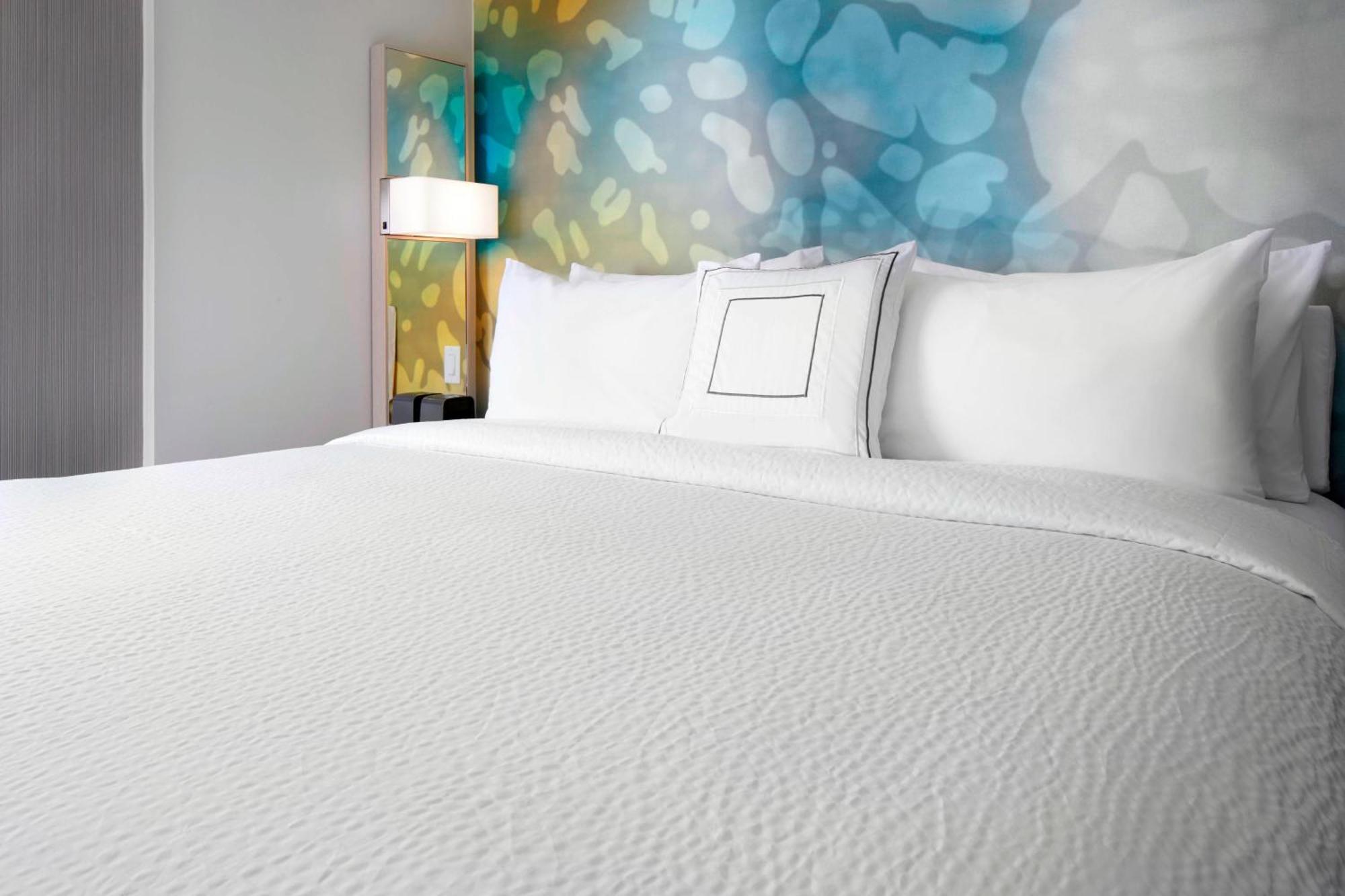 Готель Courtyard By Marriott Houston Intercontinental Airport Екстер'єр фото